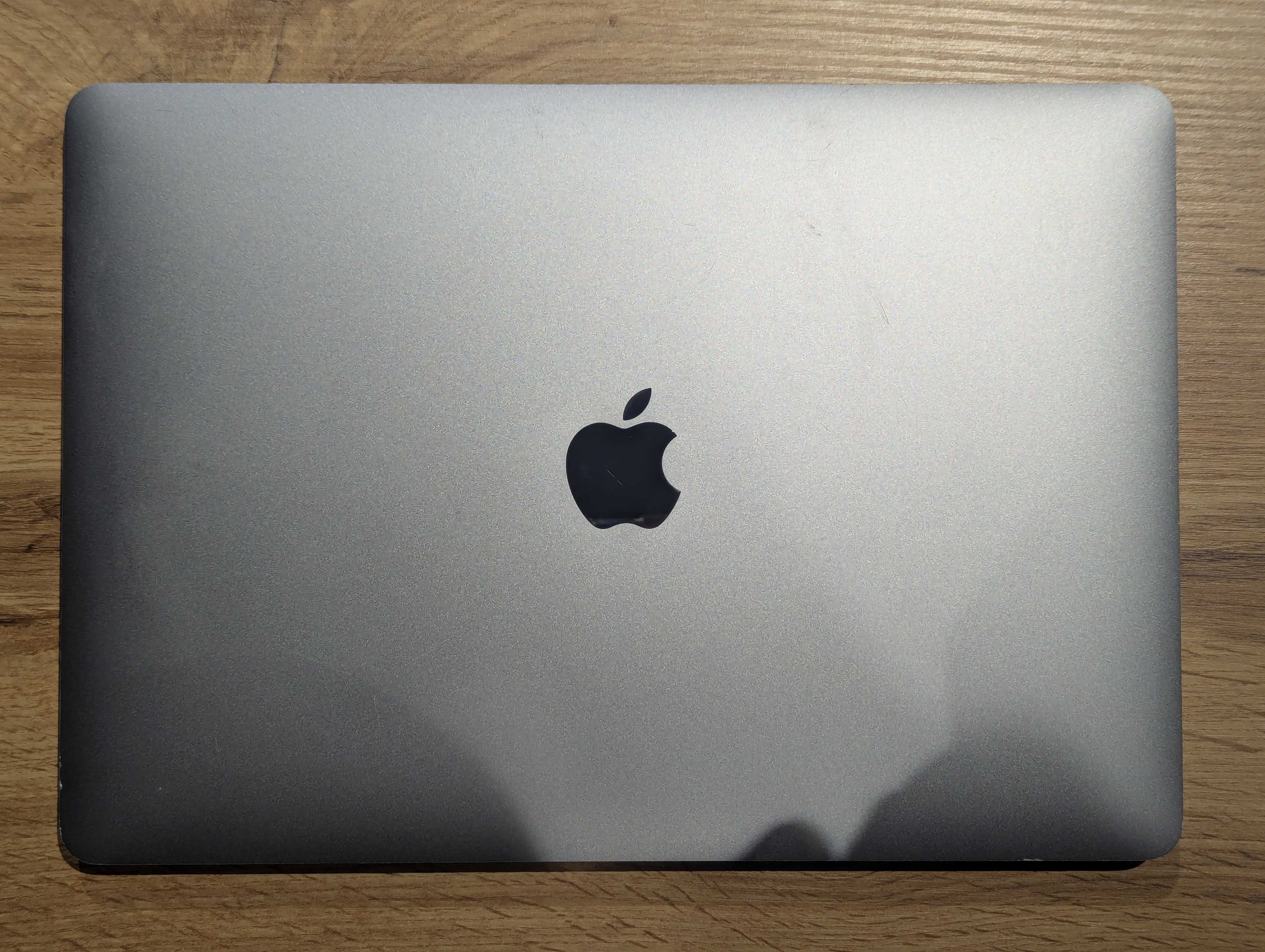Macbook air 13 2020 m1 8/512gb