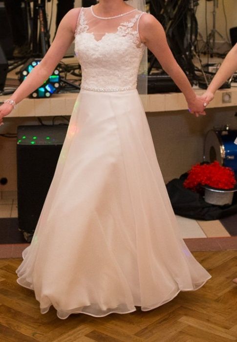 Biała Suknia Ślubna