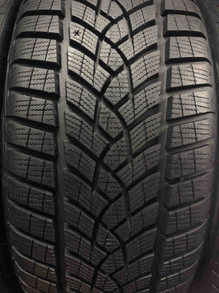 215/50/17 R17 Goodyear Ultra Grip Perfomance GEN1 4шт зима