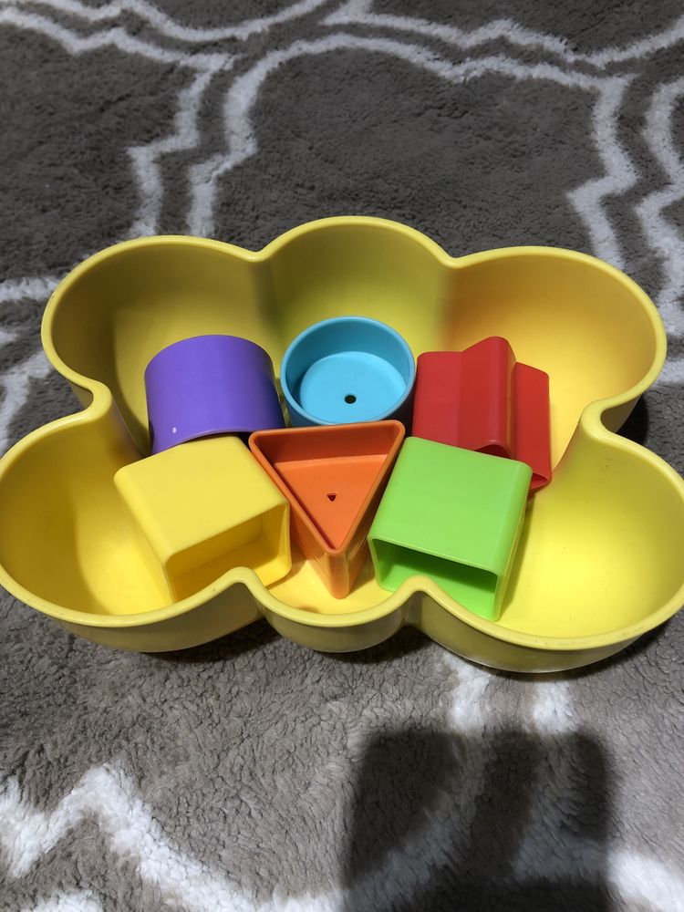 Fisher price sorter motylek