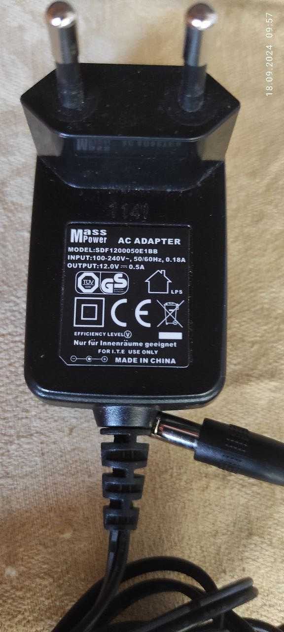Адаптеры питания разные 5...19V