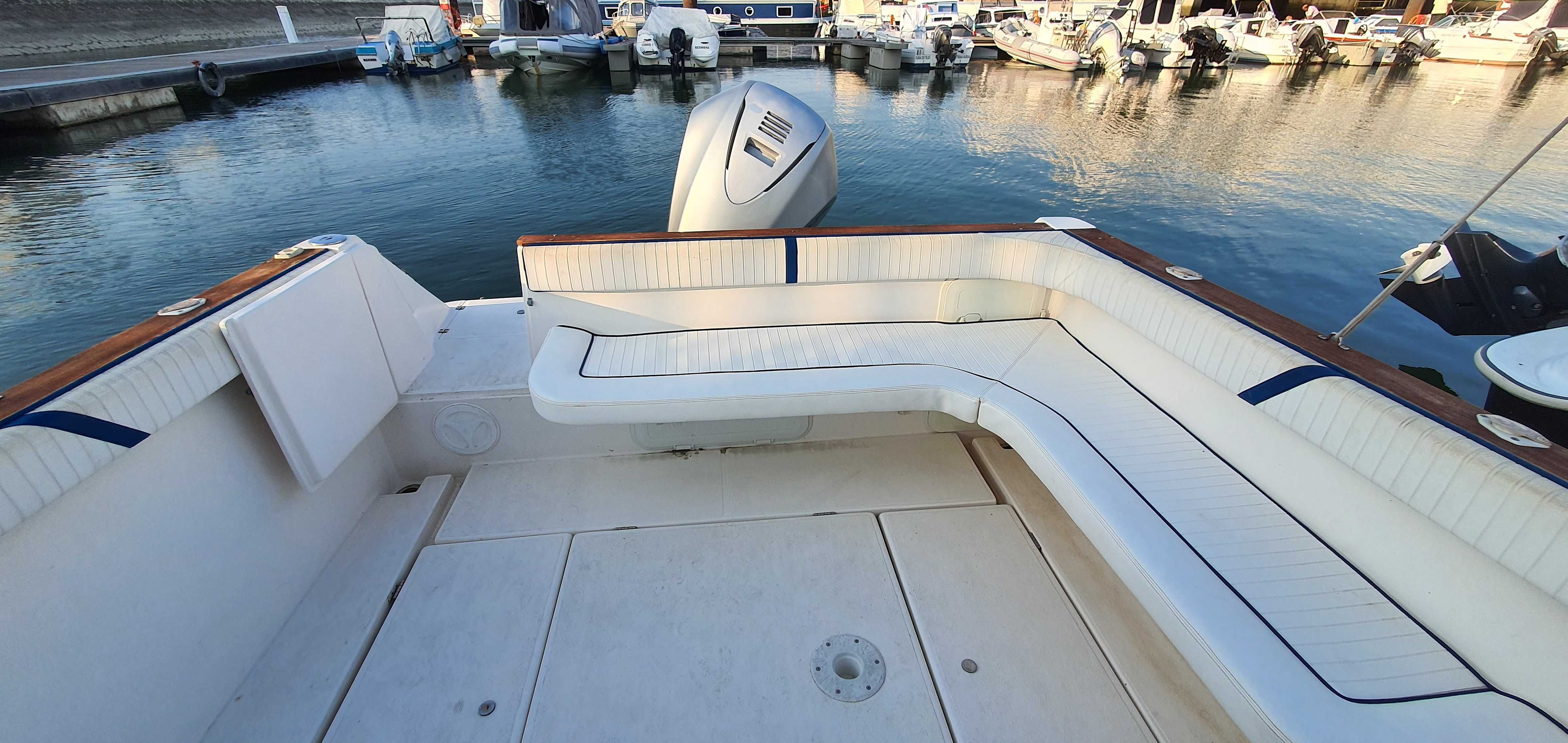 Vendo barco San Remo 7.5m  em óptimo estado