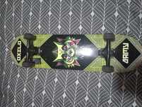 Skate semi-Novo.