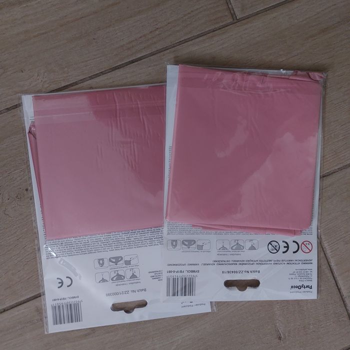 Foliowe balony różowe 6 i 0 oraz złoty toper 60