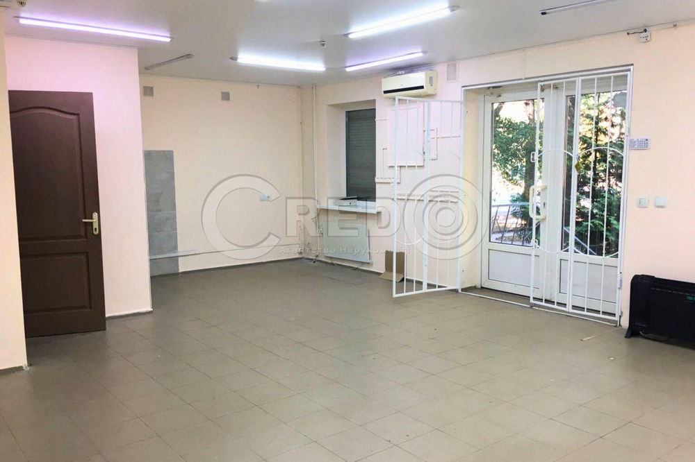 Продаж приміщення пр. Металургів