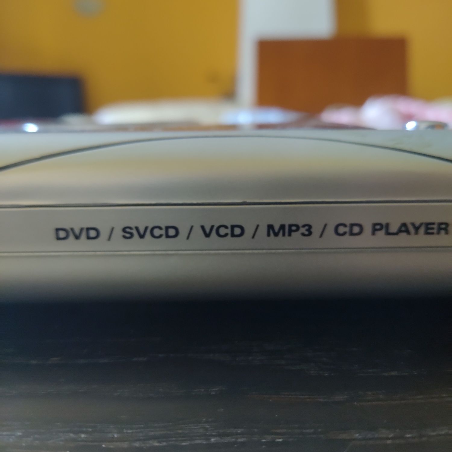 Leitor DVD, SVCD, VCD, MP3, CD Player