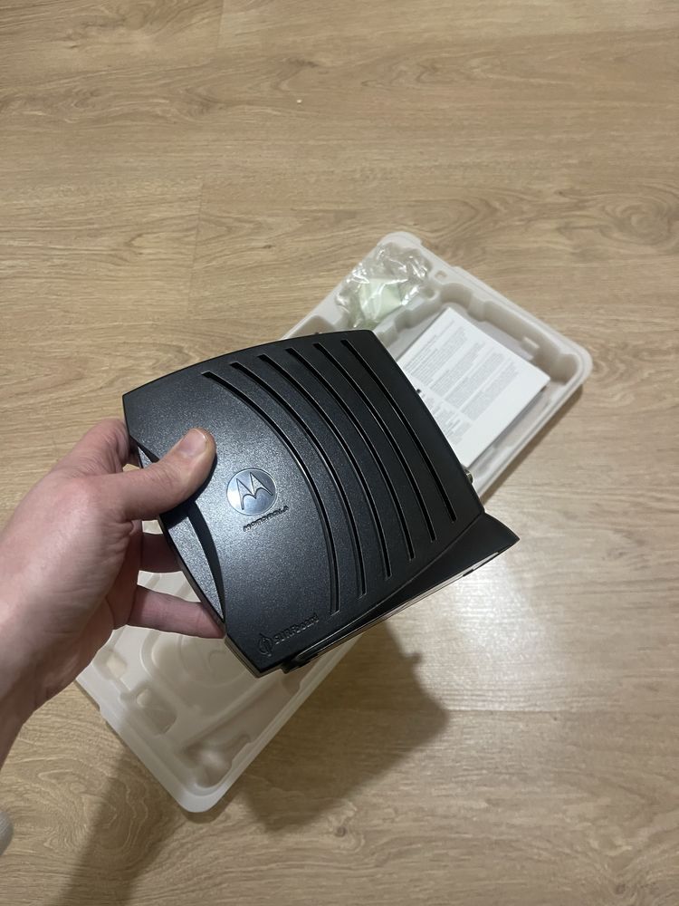 Кабельний модем Motorola Surfboard SB5101i новий