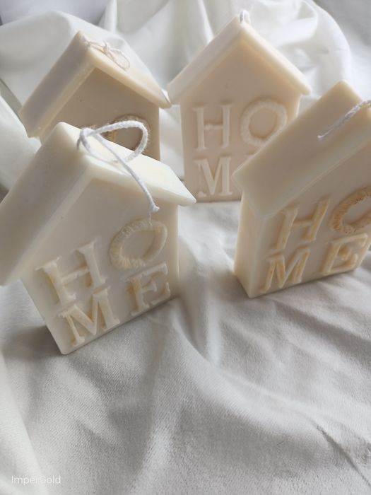 Pojedyńcze ręcznie robione świeczki