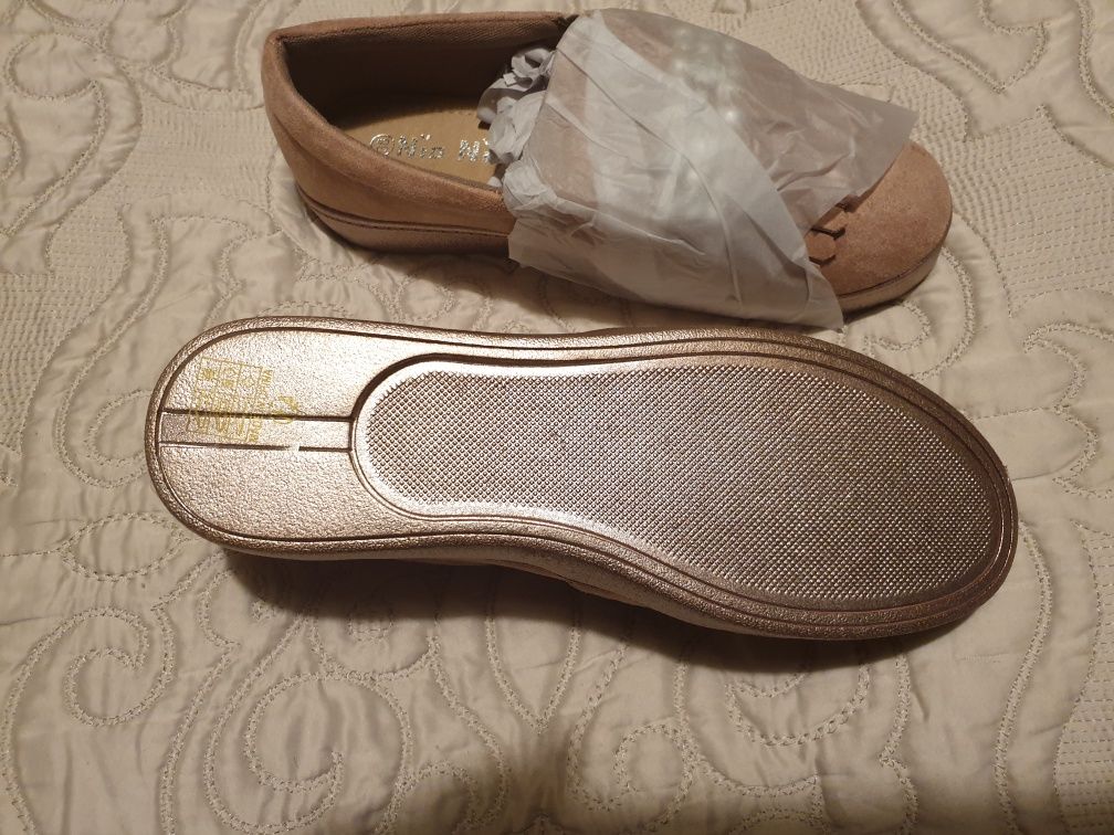Buty damskie różowe nowe