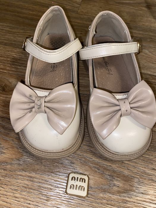 Туфлі на дівчинку miu miu