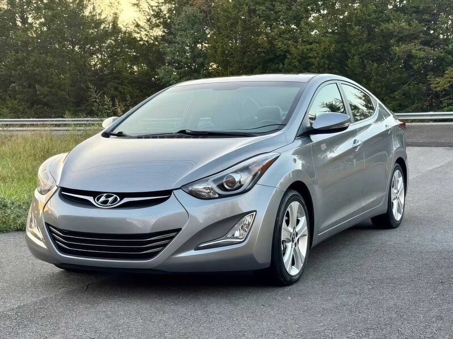 Hyundai Elantra      2014