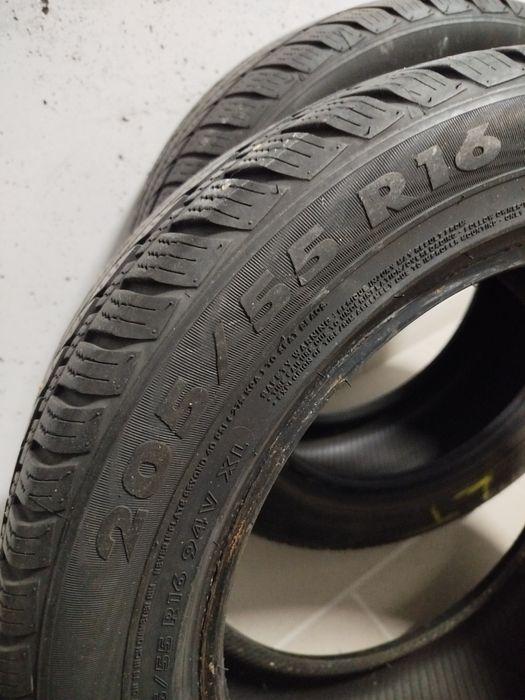 Opony zimowe 205/55/16