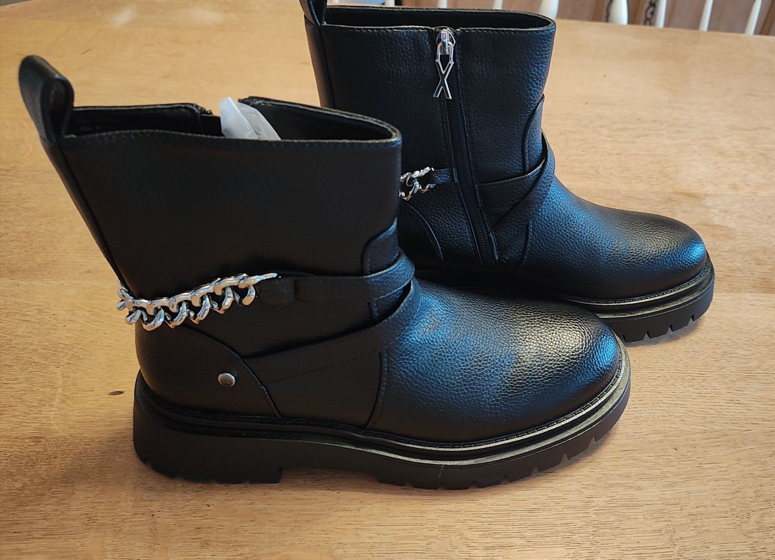 DeeZee Roxie nowe czarne botki 41 trapery workery z łańcuchem rockowe