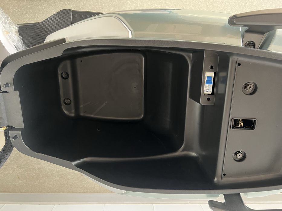 Crosser V 7/ NEW /1600W/ 2026/ електроскутер / електробайк