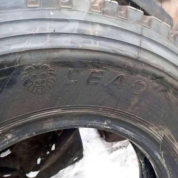12.00/ R24 Leao б/у шини для трактора навантажувача 1шт | 2501490