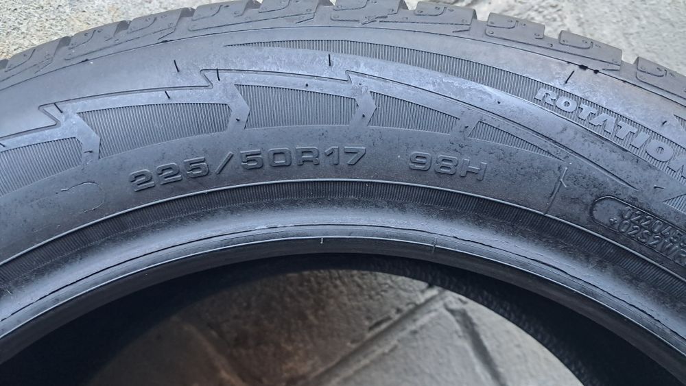 225/50R17 98H Goodyear ultraGrip Performance Gen1