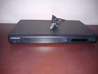 Odtwarzacz TV do płyt CD Samsung P-181