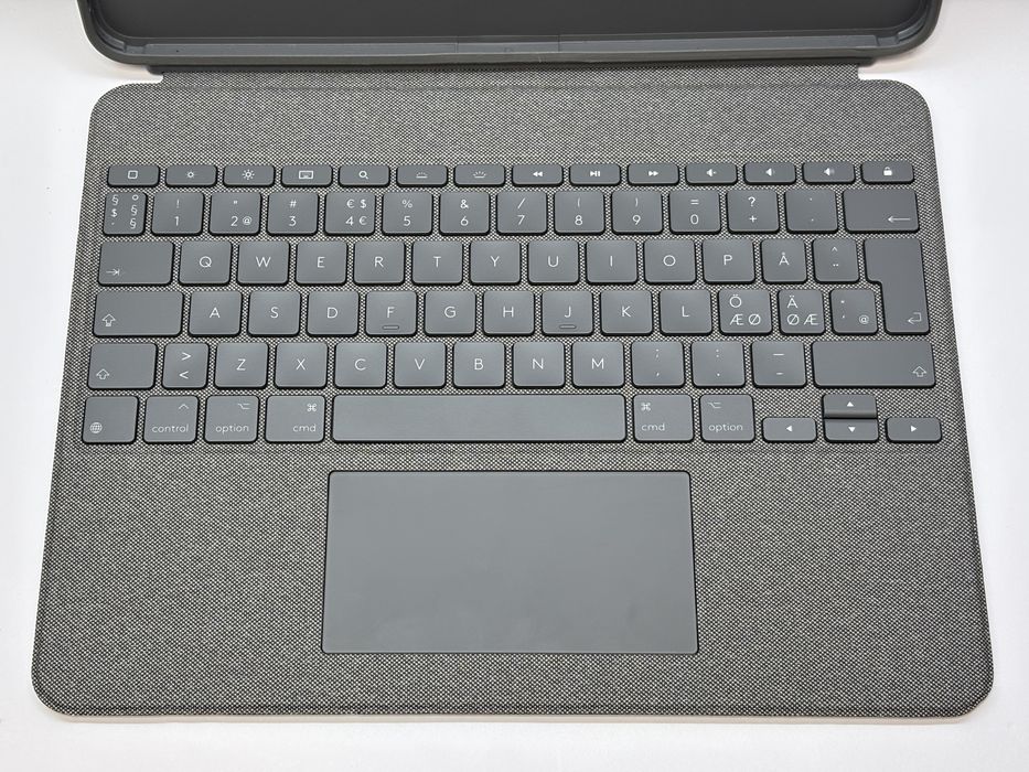 Klawiatura Logitech Combo Touch Ipad 12.9 (5/6gen) YU0047