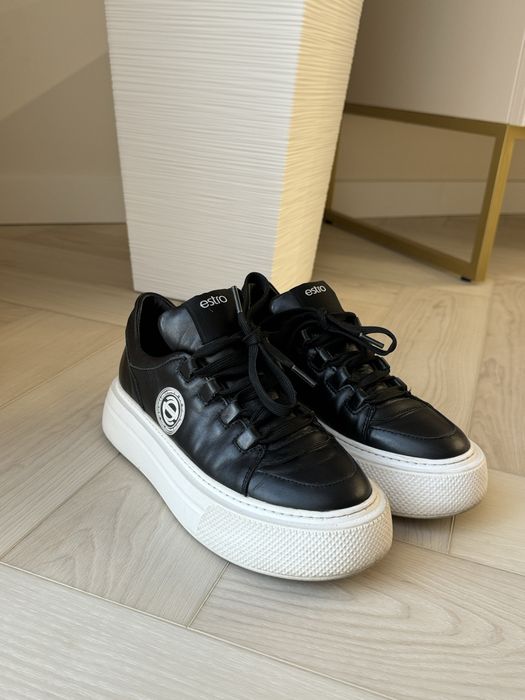 Кеди чорні шкіряні Estro 37 розмір