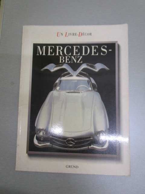 Mercedes Benz Un livre Decor