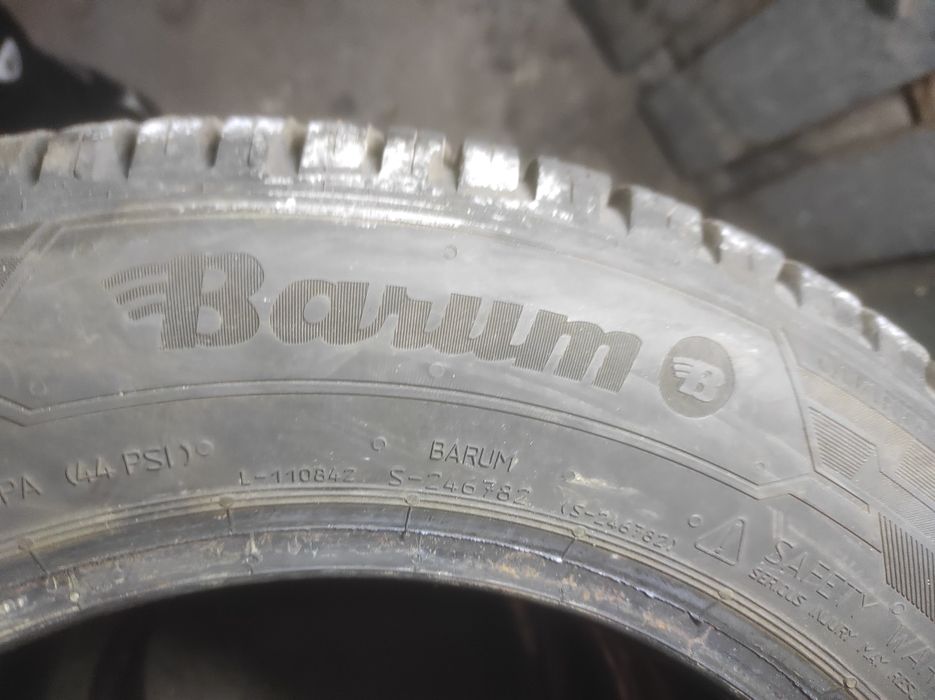 Opony wielosezonowe Barum 175/65 R14