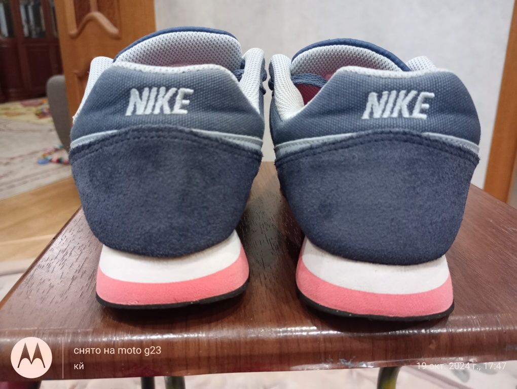 Кроссовки женские nike runner 2 оригинал 36 размер