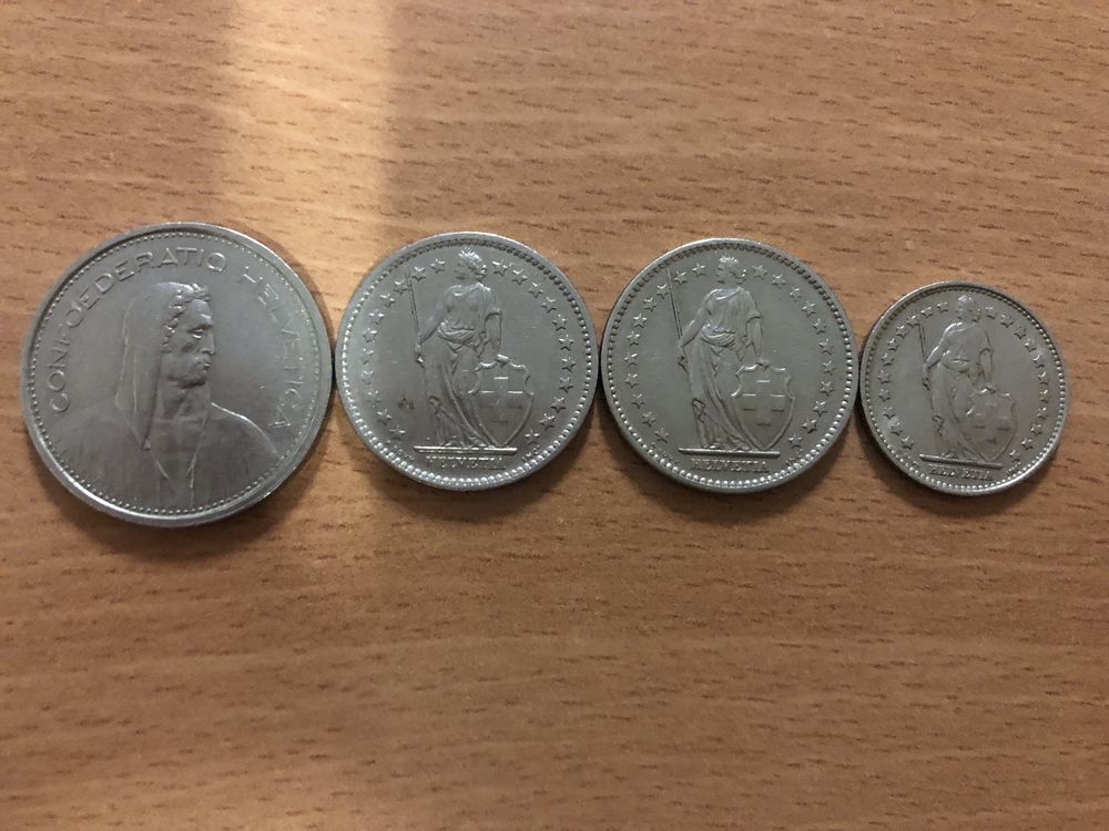 Troco 10 francos suiços