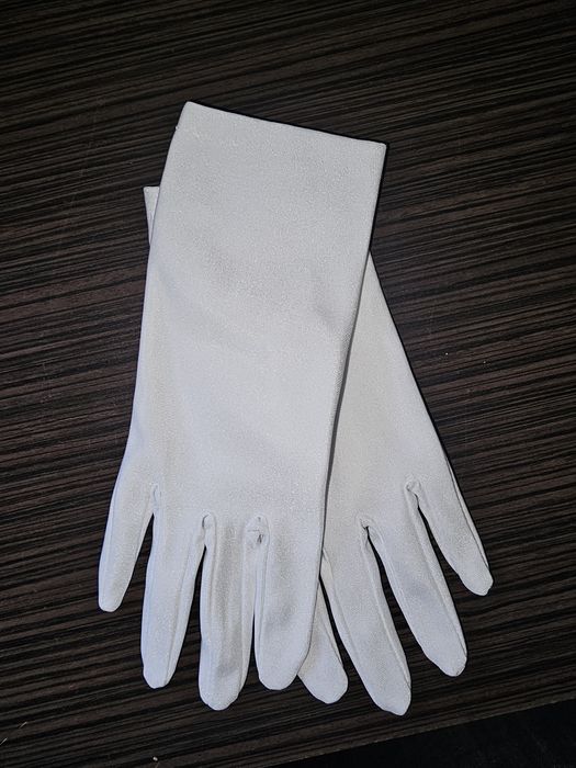 Alba komunijna dla dziewczynki z bolerkiem i rękawiczkami rozm 152/158