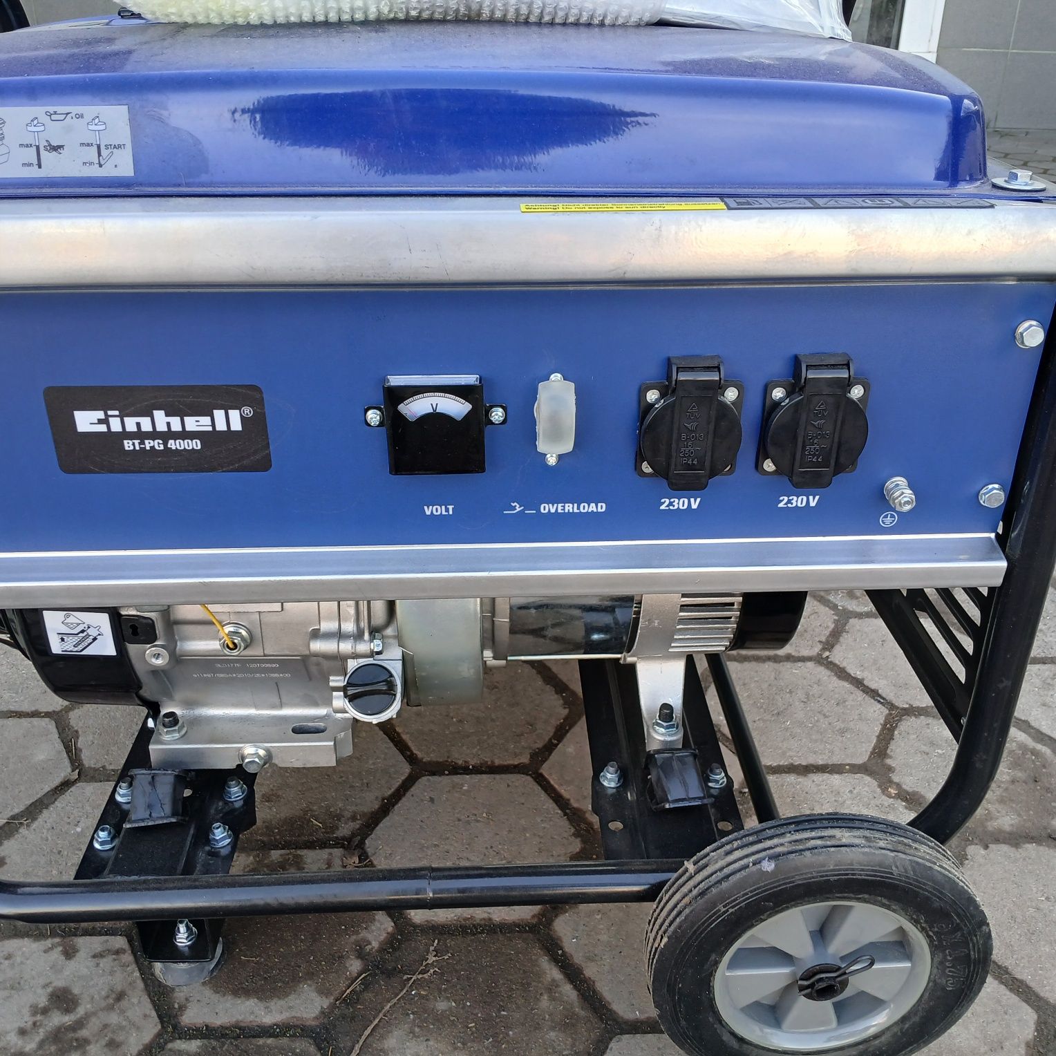 Новый Генератор электроэнергии бензиновый Einhell Blue BT-PG 4000