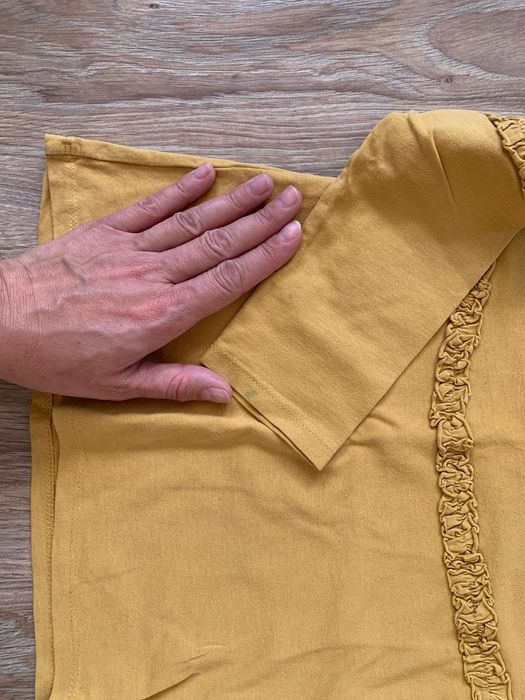 Bluzka z rękawem 3/4 rozm. 104 firmy Zara