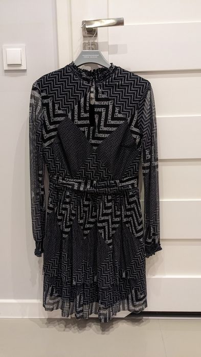 Sukienka elegancka z długim rękawem mohito m 38 damska czarna rozklosz