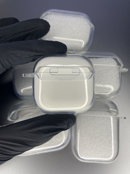 Прозрачный чехол кейс на наушники AirPods + карабін