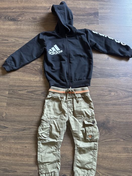 Продам дитячий одяг
