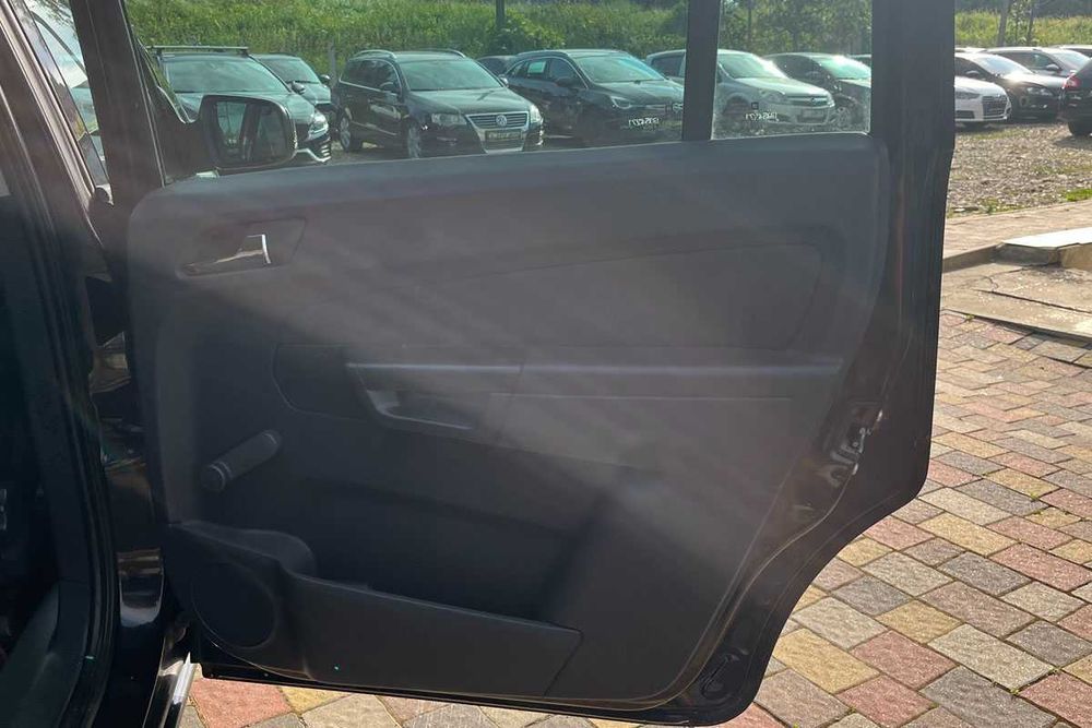 Opel Zafira 2010