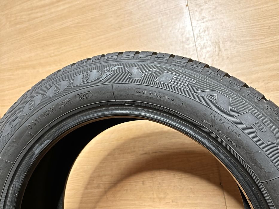 205/55 R 16 Goodyear Vector 4Seasons Всесезонні шини комплект