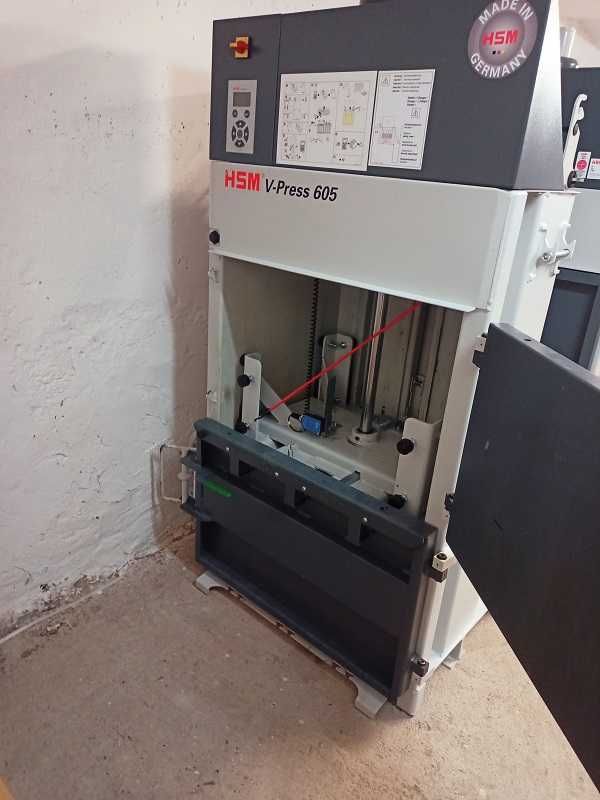 Belownica prasa do makulatury folii kartonu HSM V-PRESS 605 / FV23%