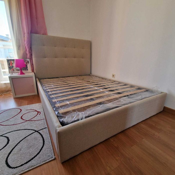 Camas De Casal Estofadas Top de Gama 190x140m Estrado Incluído 199€ !!