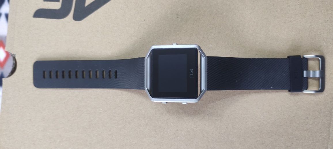 Fitbit blaze cмарт годинник