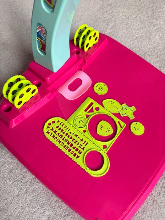 Детский проектор для рисования розовый