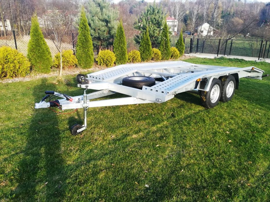 Autolaweta pomoc drogowa usługi przewóz transport laweta