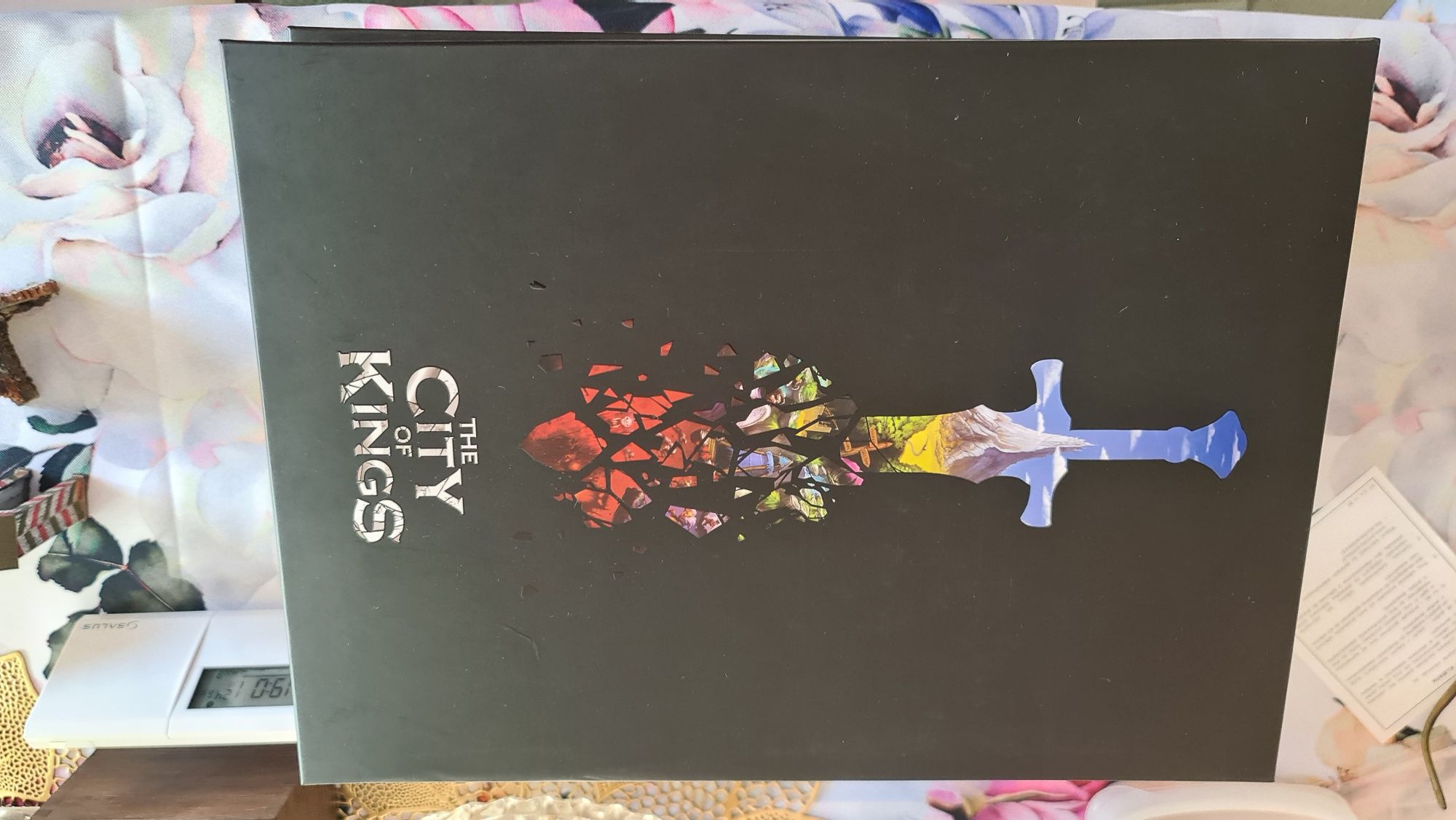 The City of Kings artbook plus box do gry