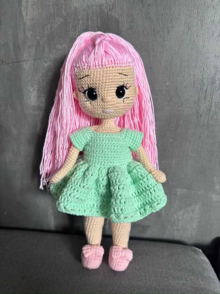 Lalka na szydełku handmade