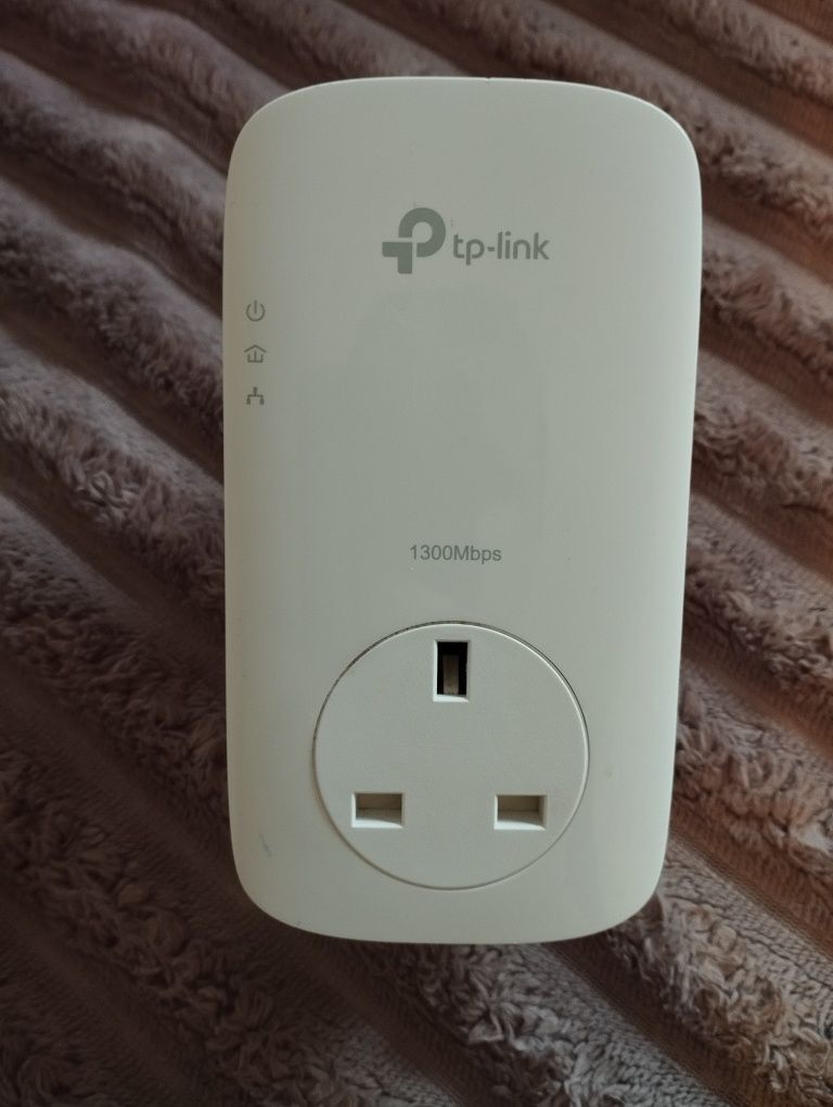 Powerline адаптери TP-Link TL-PA8010P