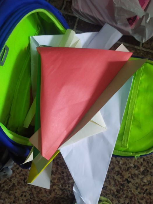 Літачки та кораблики з паперу (20 штук))