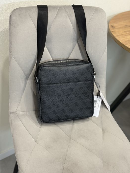 Чоловіча оригінальна сумка Guess Vezzola