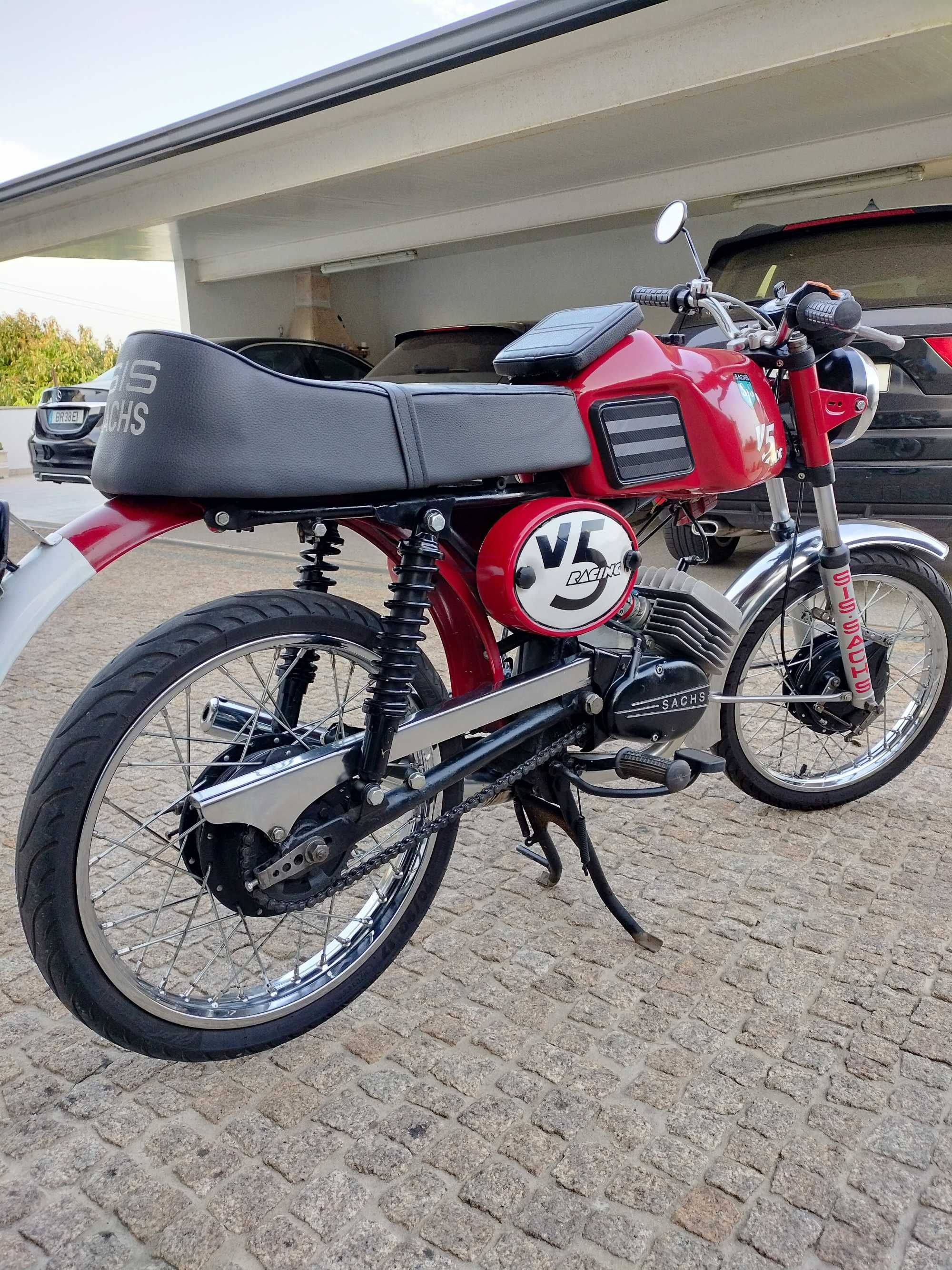 Vendo Sachs v 5 em ótimo estado