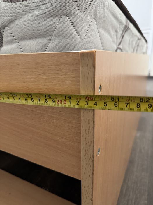 Продам двоспальне ліжко з матрацом в чудовому стані