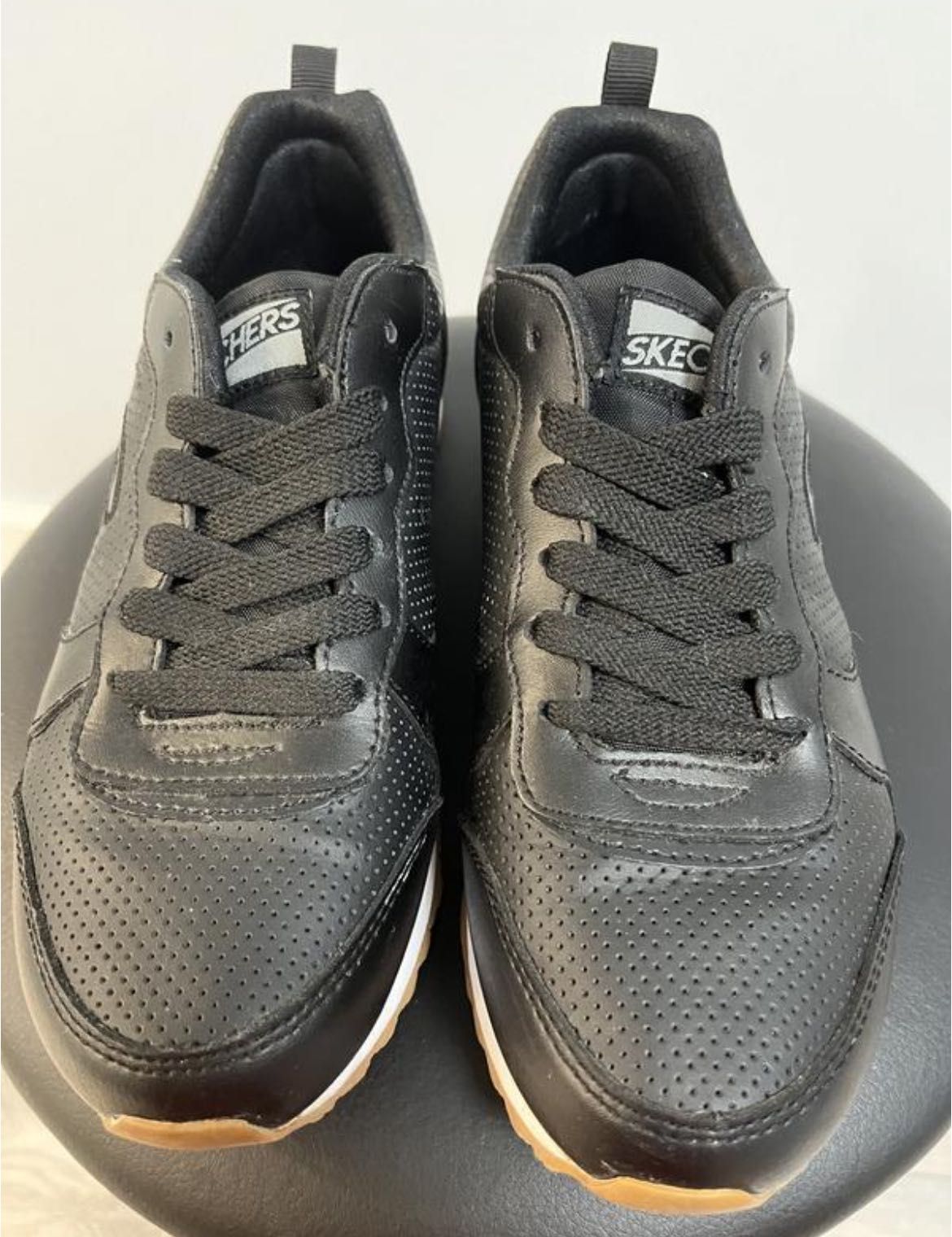 Жіночі кросівки skechers