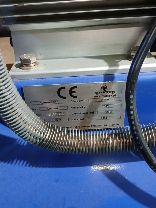 Kompresor dwutłokowy 50l