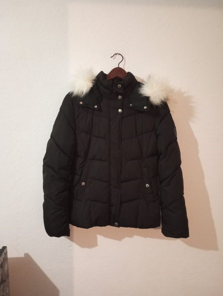 Casaco/ Quispo/ Blusão Bershka Tamanho M
